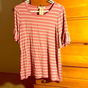 Women medium striped top